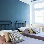 Appartamento Alte Schule Gaestehaus - The Principal's
