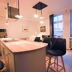 Alte Schule Gaestehaus - The Principal's Appartamento