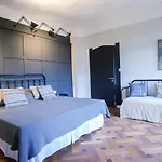 Alte Schule Gaestehaus - The Principal's Bitburg