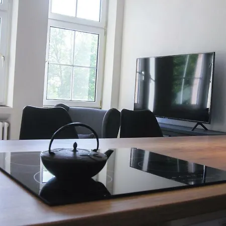 Alte Schule Gaestehaus - The Principal's * Bitburg