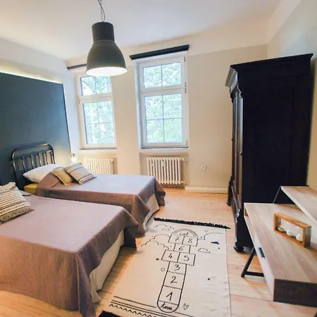 Alte Schule Gaestehaus - The Principal's *