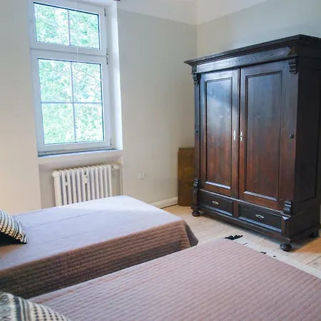 Alte Schule Gaestehaus - The Principal's * 比特堡