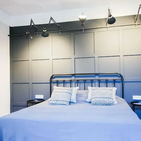 公寓 Alte Schule Gaestehaus - The Principal's 比特堡