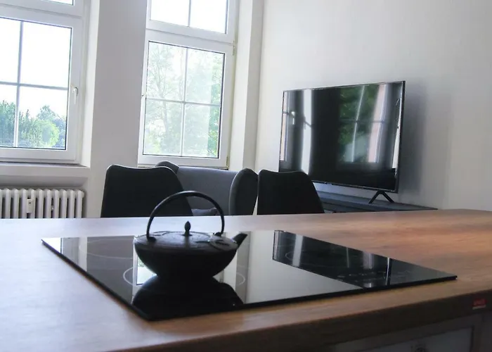 Alte Schule Gaestehaus - The Principal's * Bitburg