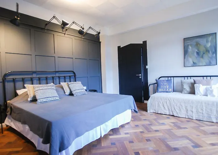 Alte Schule Gaestehaus - The Principal's Bitburg