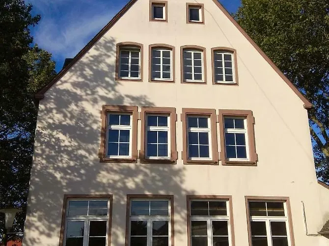 Alte Schule Gaestehaus - The Principal's